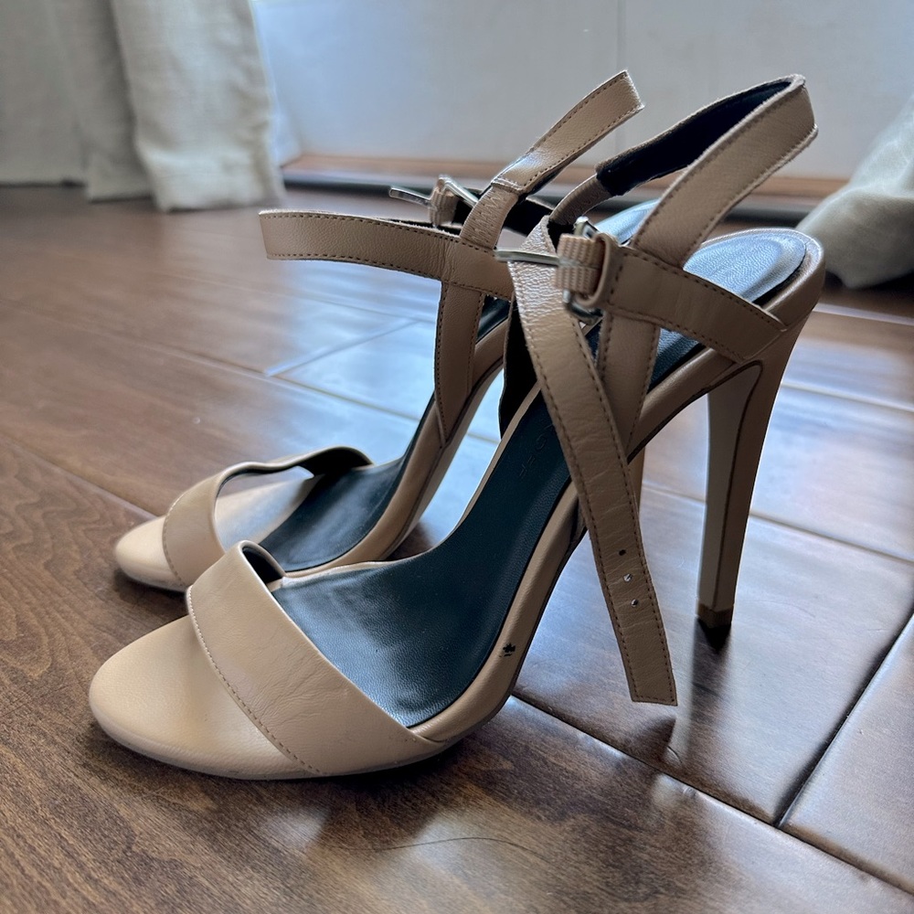 Rebecca Minkoff nude heels